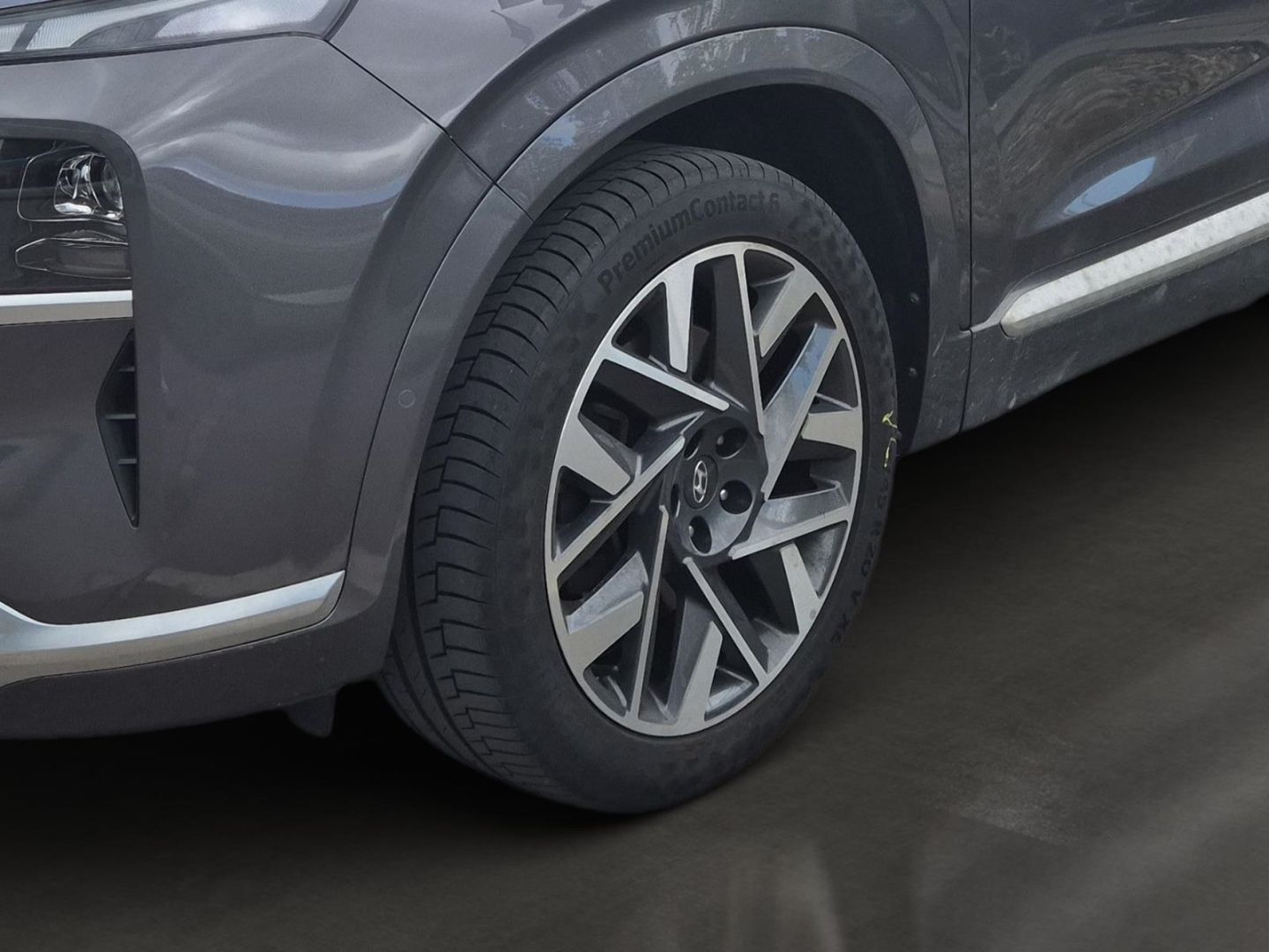 Fahrzeugabbildung Hyundai SANTA FE Signature 4WD, AHK, HUD Niveau Navi Led