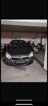 Opel Astra 101 PS - Opel Astra aus 2006 mit Diesel-Antrieb: Limousine
