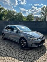 Volkswagen VW Golf 8  1.0 TSI  110 PS  98.500 km - Volkswagen Golf: 98