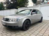 Audi AUDI A4 KOMBI TÜV 05/27 - Audi A4: 05