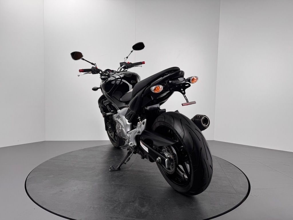 Fahrzeugabbildung Suzuki SFV 650 GLADIUS *TOP-ZUSTAND *SERVICE NEU