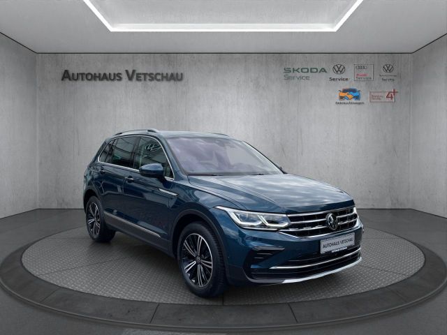 Tiguan Elegance 2.0 TDI DSG Sportpaket Bluetooth