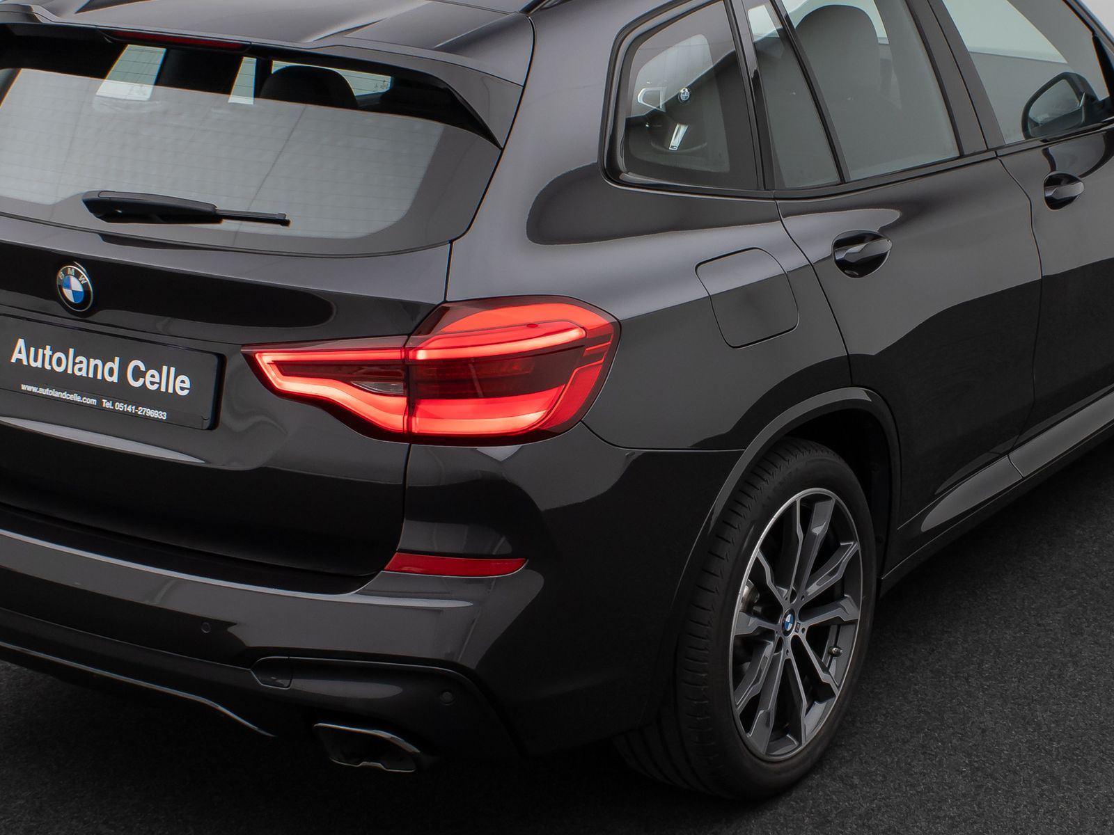 Fahrzeugabbildung BMW X3 M40i Panorama HUD DAB HiFi Komfort Alarm 20"