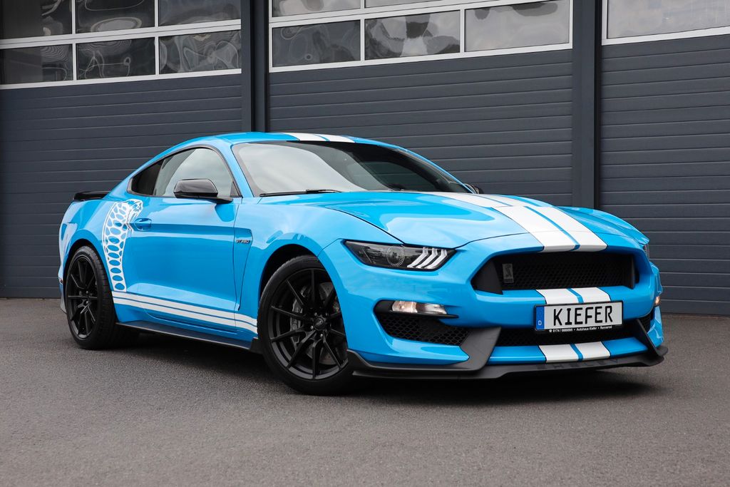 Image of Ford Mustang