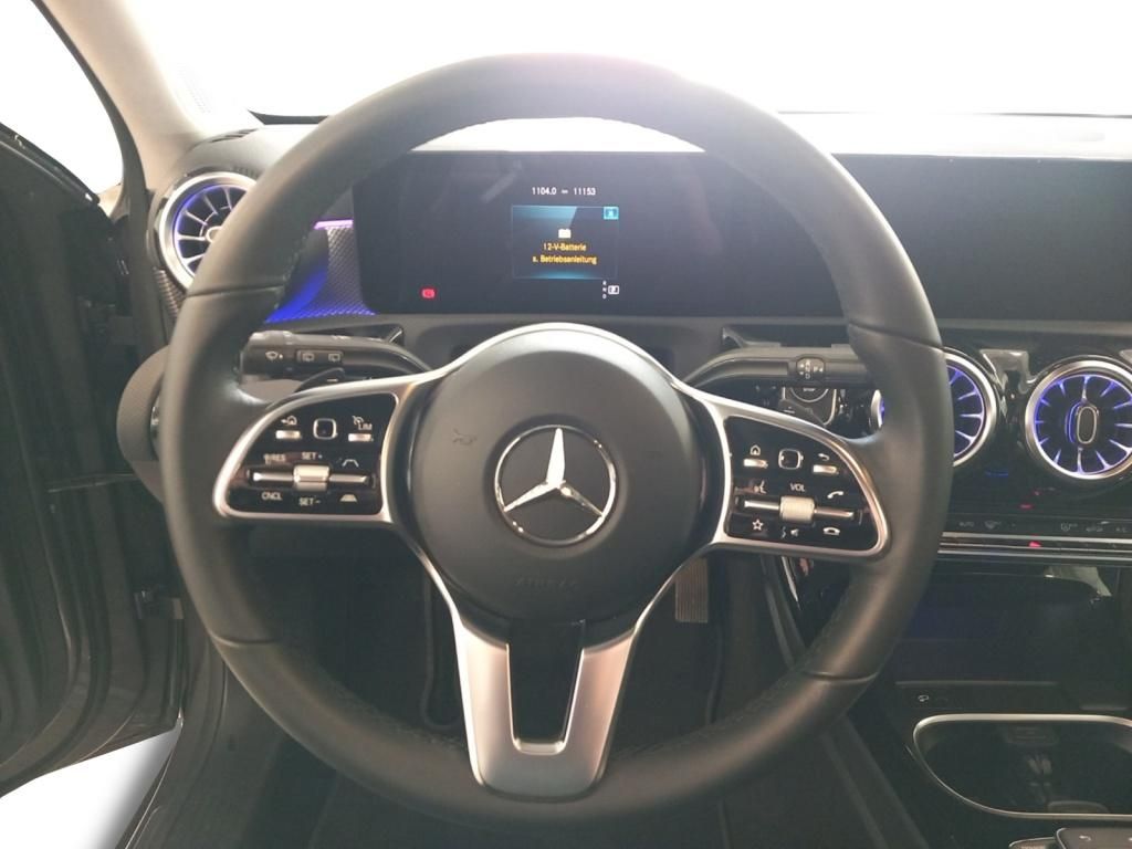 Fahrzeugabbildung Mercedes-Benz A 250 4MATIC Kompaktlimousine ''Advanced'' *LED*