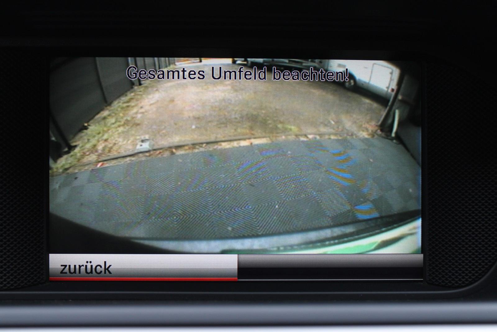 Mercedes-Benz C250 2013 — photo 11