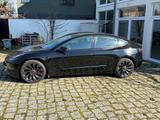 Tesla Model 3 Allradantrieb mit Dualmotor Performa... - Tesla Model 3 in Stuttgart