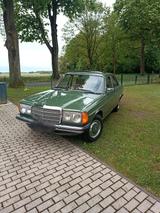 Mercedes-Benz Mercedes 220d w123 - Mercedes-Benz W123 mit Diesel-Antrieb
