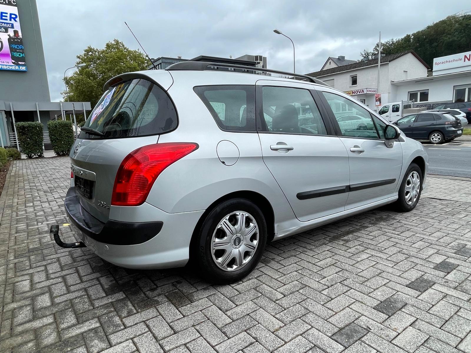 Peugeot 308 2010 — photo 7