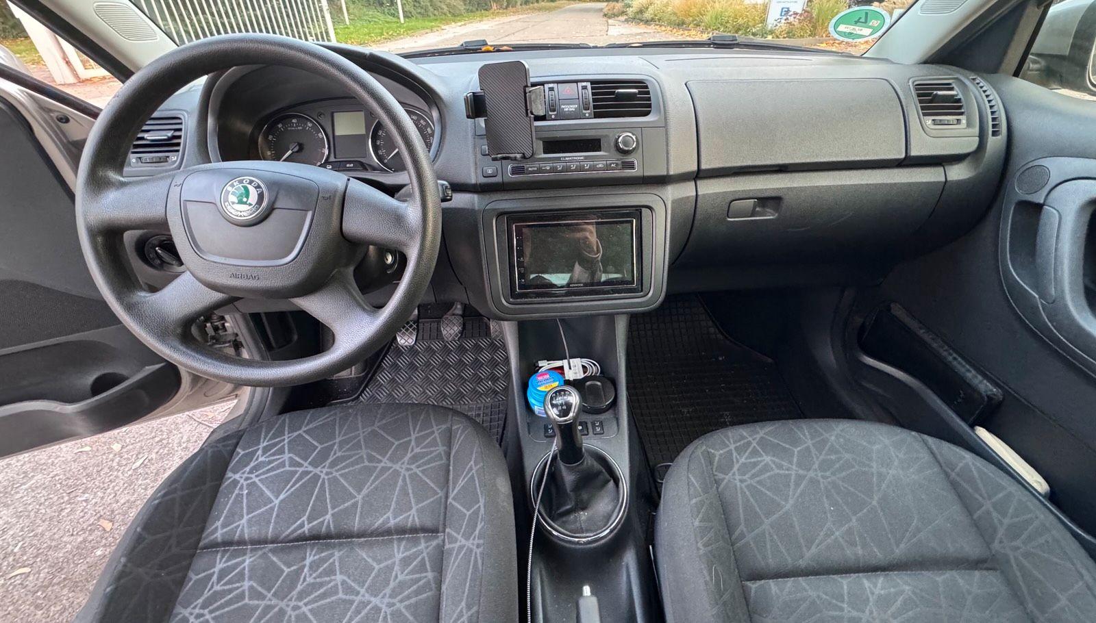Skoda Fabia 2012 — photo 5