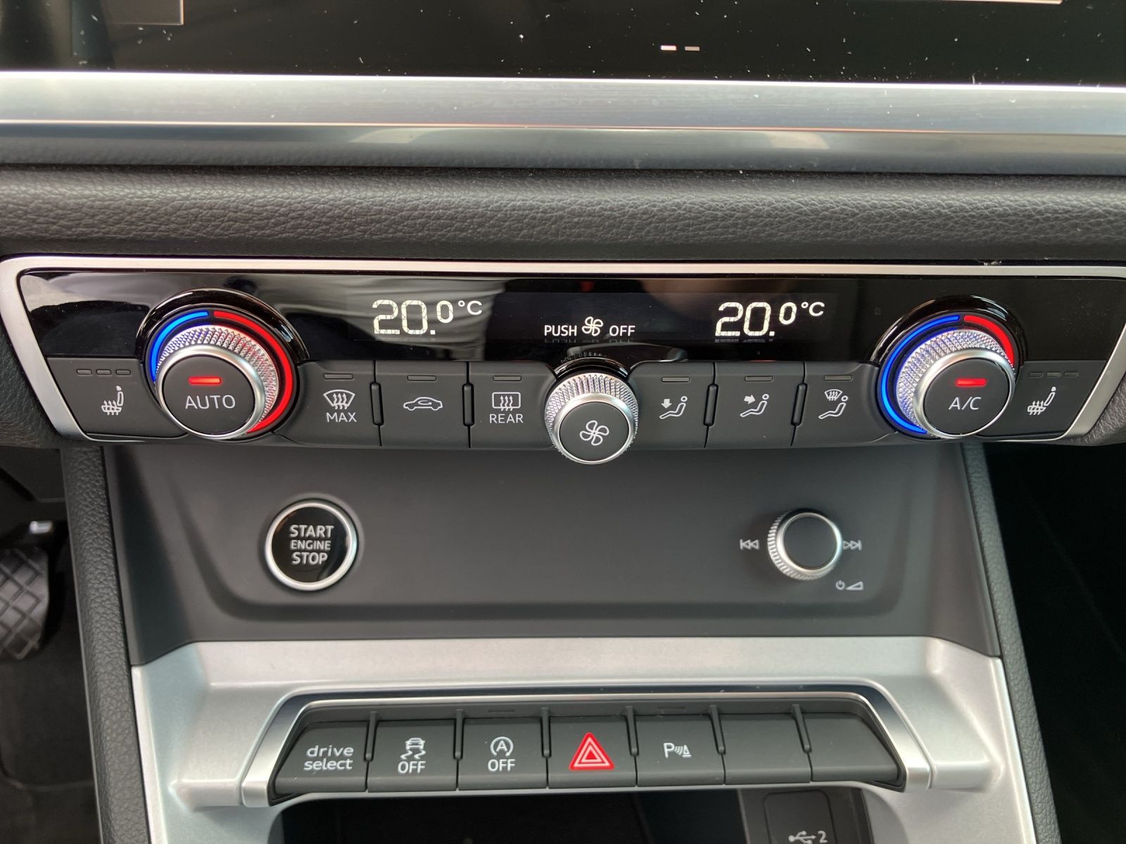Fahrzeugabbildung Audi Q3 Sportback 35 TDI quattro S-line S-tronic LED