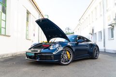 Fahrzeugabbildung Porsche 992 Turbo S *NACHTBLAU / APPROVED / VOLL*
