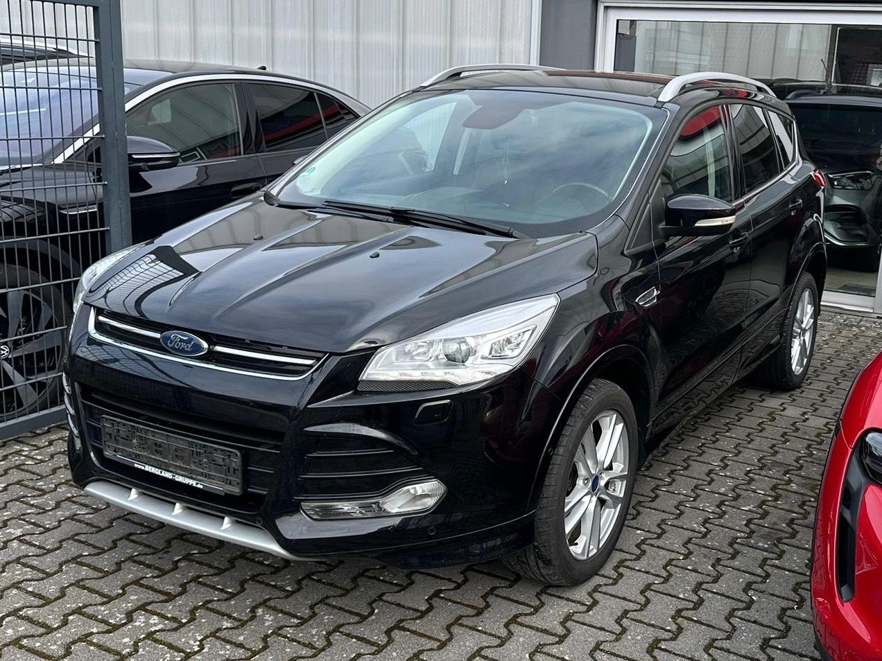 Ford Kuga Individual 2.0 TDCI 4x4 Automatik/AHK/KeyGo