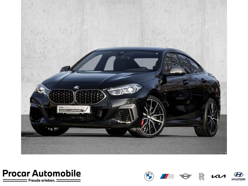 BMW M235