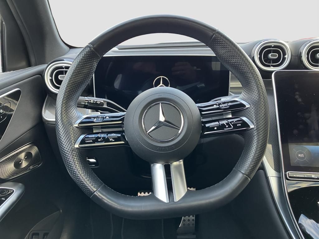Fahrzeugabbildung Mercedes-Benz GLC 400 e 4M AMG*NIGHT*PSD*AHZV*HUD*DIGI. LIGHT*