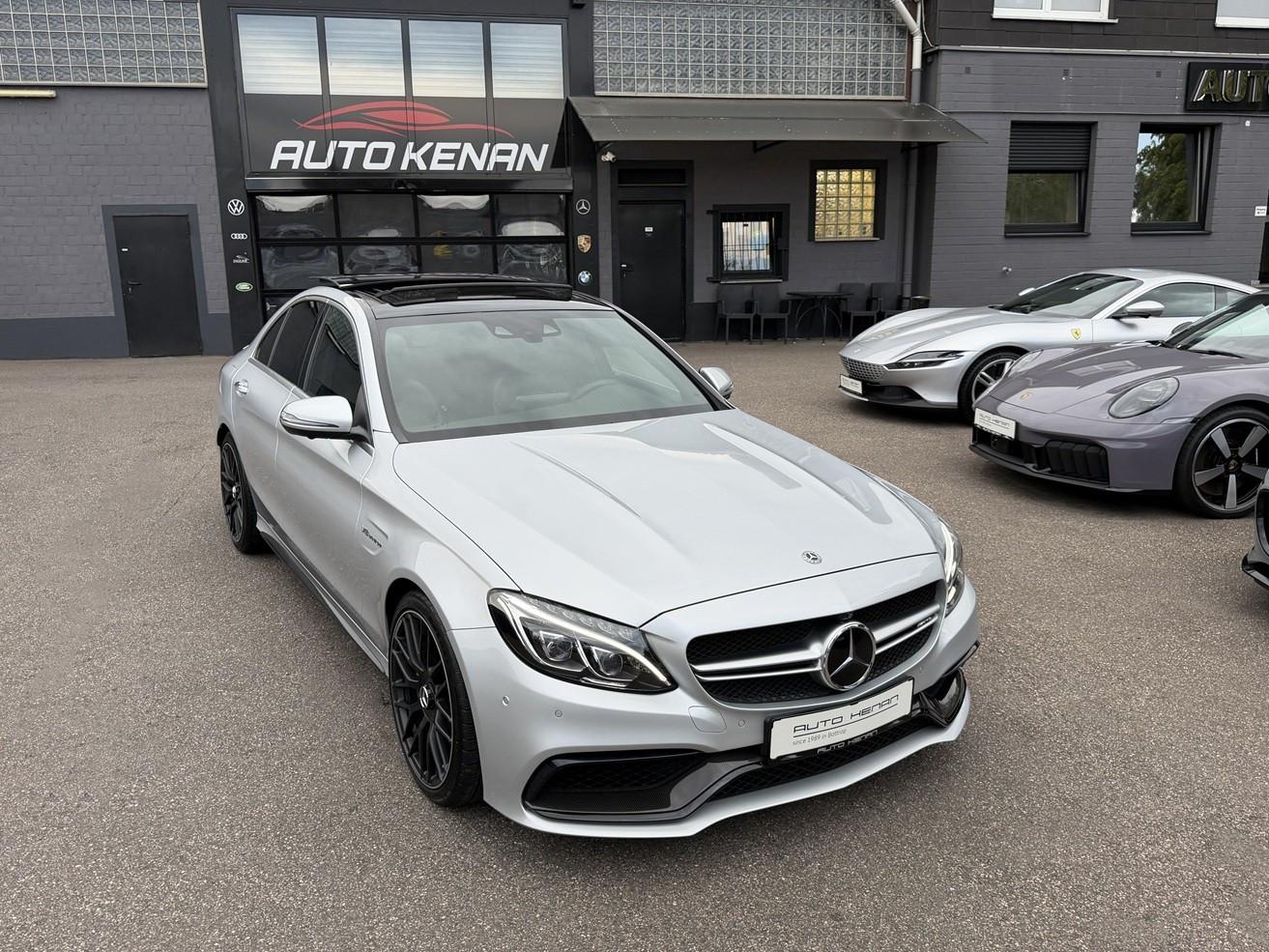 Mercedes-Benz C 63 AMG *DRIVERS/PERF.AGA/CARBON/DTR+/PANO/HUD*