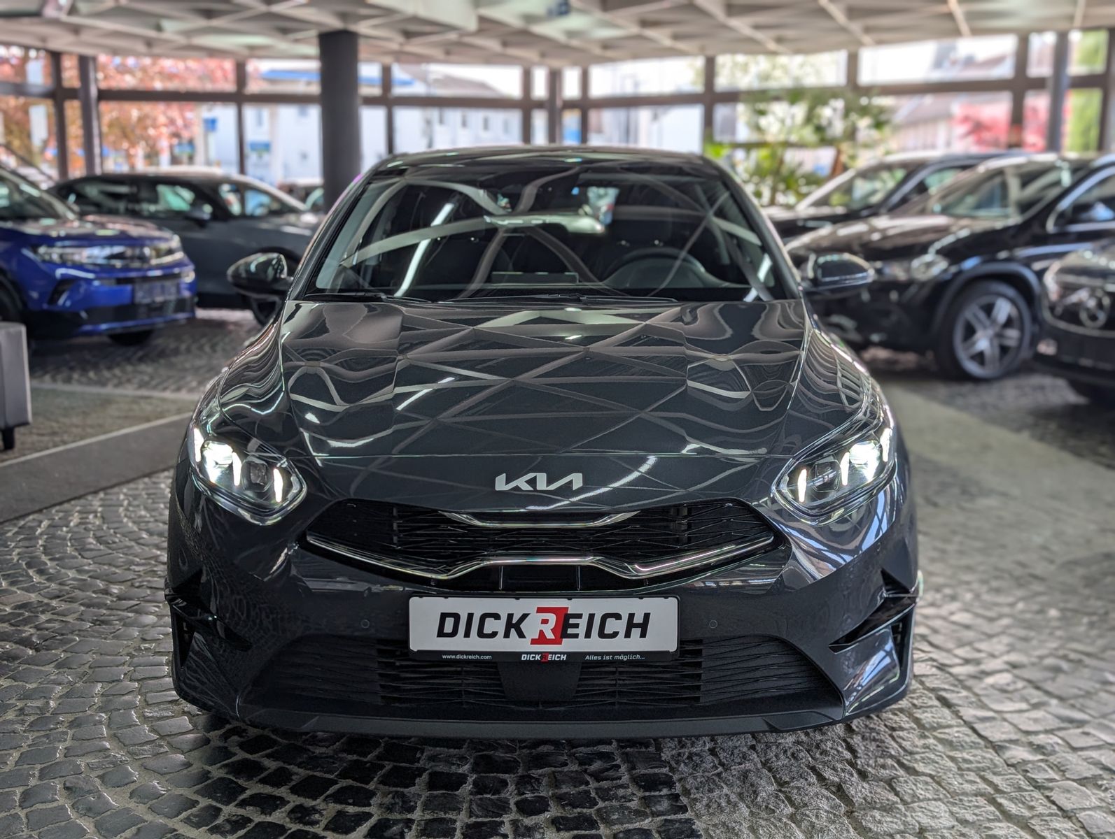 Fahrzeugabbildung Kia cee'd / Ceed 1.5 T-GDI Ultimate Style-Pk SCC JBL