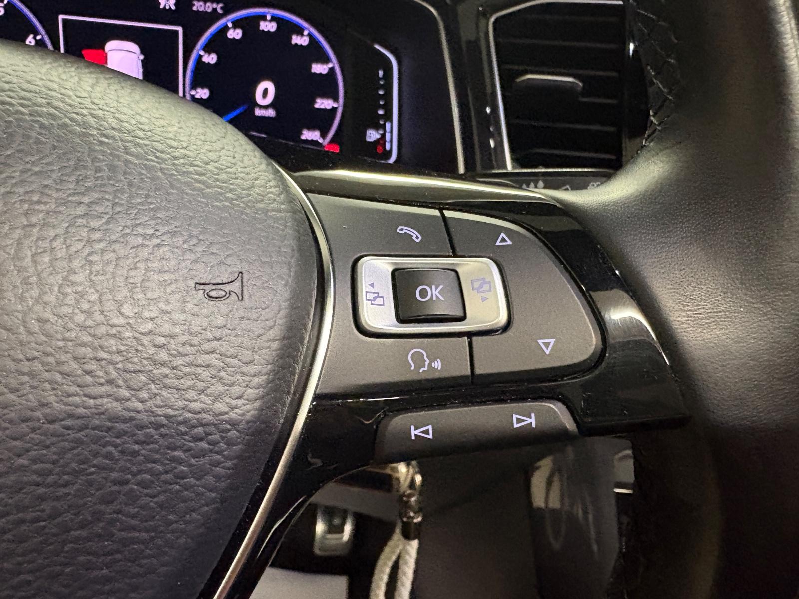 Volkswagen T-Roc Sport 4Motion | 2Hand | AHK | DSG