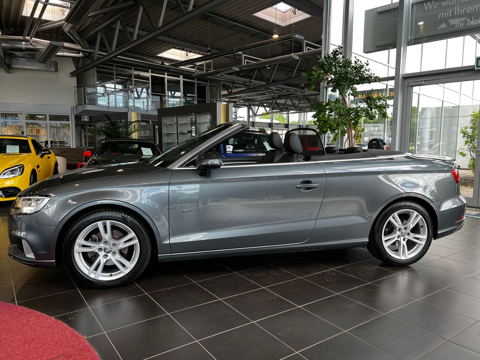 Fahrzeugabbildung Audi A3 Cabriolet sport AHK LED XENON NAVI