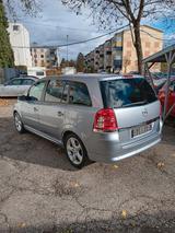 Opel Zafira B 1.8 Sport 7-Sitzer - Opel Zafira Gebrauchtwagen in München