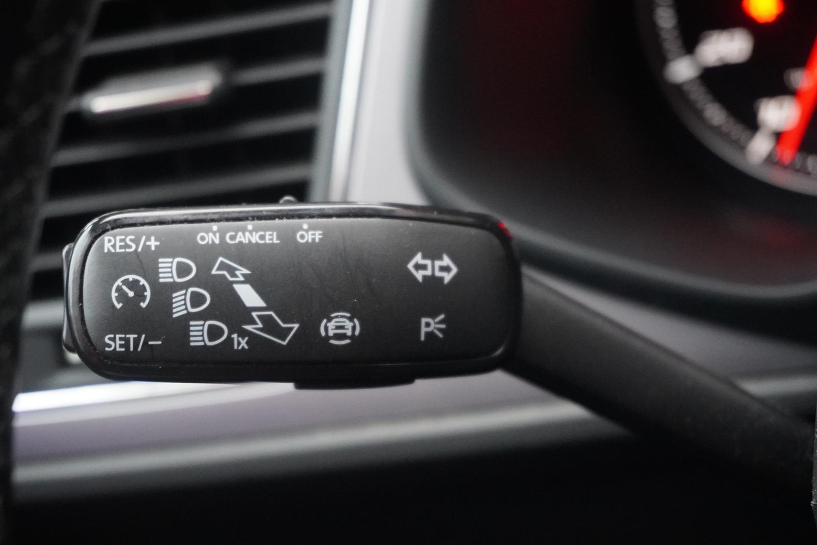 Seat Leon ST 1.5 Xcellence LED Navi Panorama Tempomat