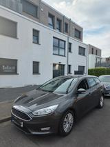 Ford Focus 1,5TDCi 88kW TÜV + Insp. + Getriebeöl NEU