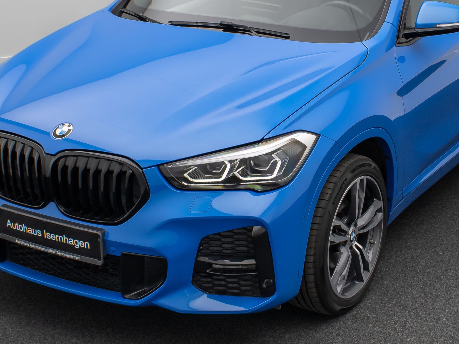 Fahrzeugabbildung BMW X1 sD18d M Sport HUD Memory LED ParkAss Komfort