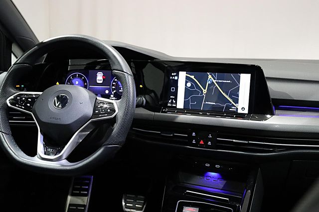 Golf GTD 2.0l TDI 200PS DSG KAMERA PANORAMA LED 
