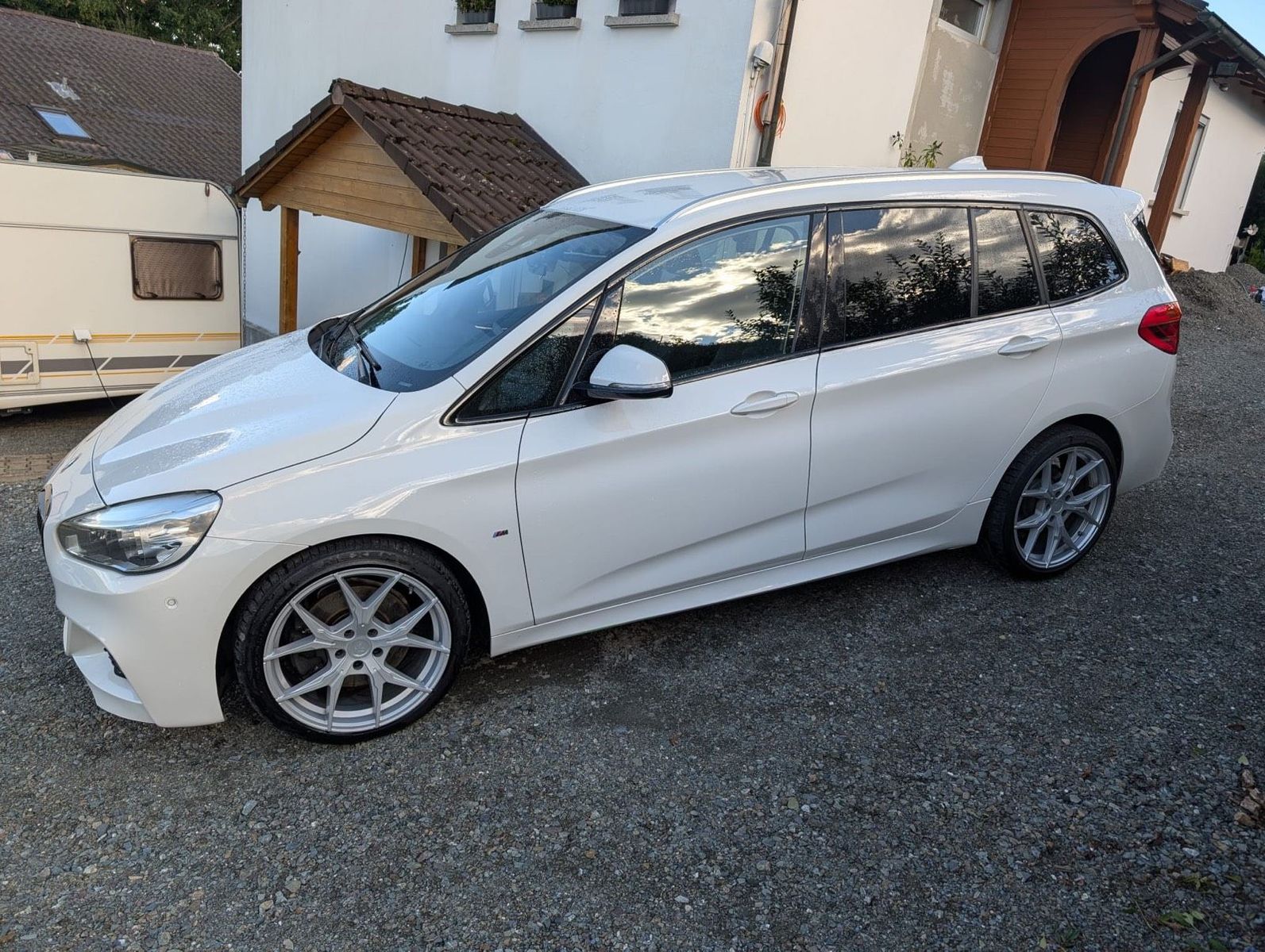 BMW BMW 220d Grandtourer M Paket 19Zoll