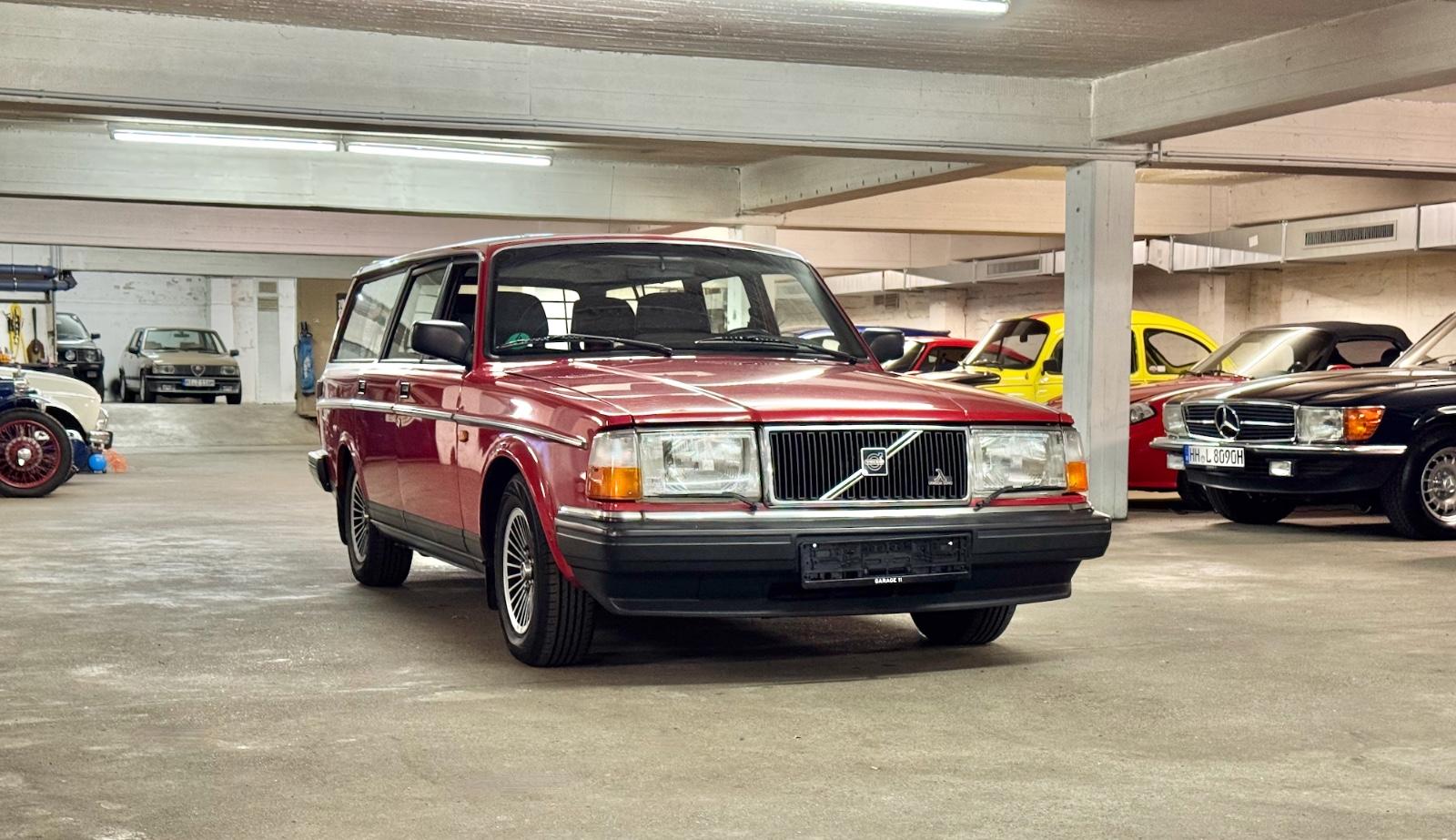Volvo 240 GL Kombi mit Schiebedach