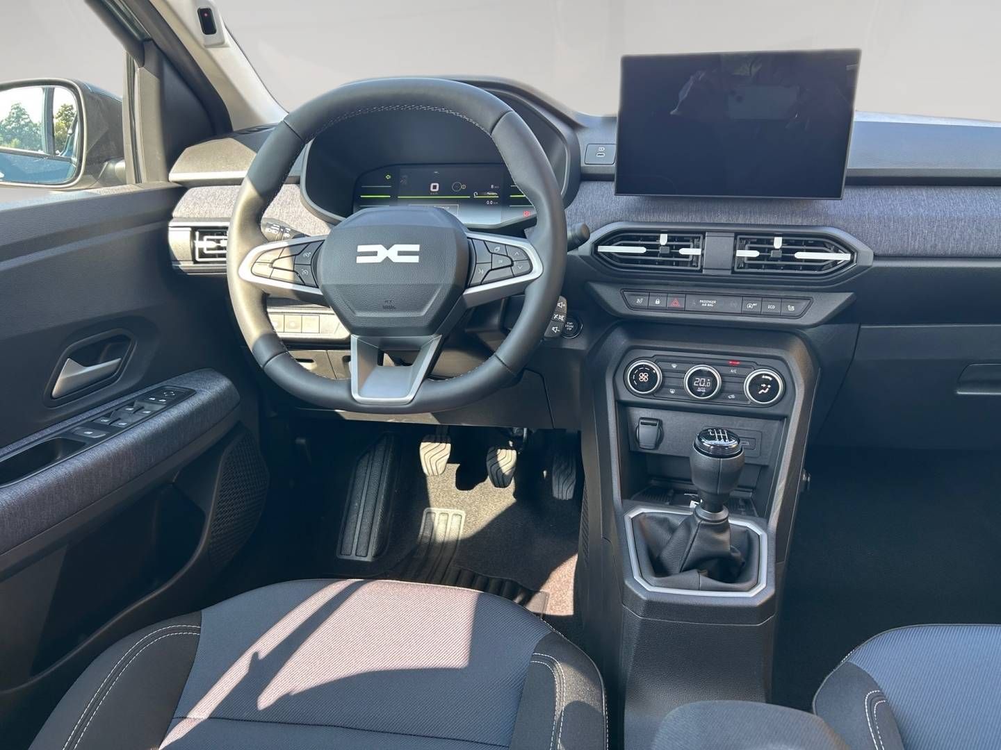 Fahrzeugabbildung Dacia Sandero Journey TCe 100
