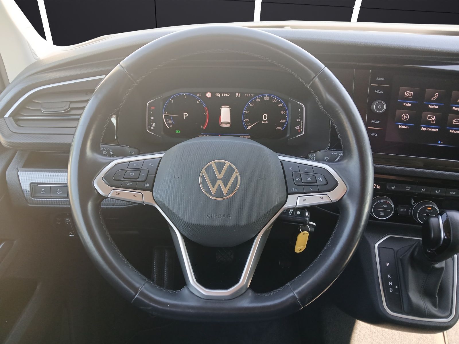 Fahrzeugabbildung Volkswagen T6 Multivan T6.1 TDI DSG 4-M Generation-Six STH