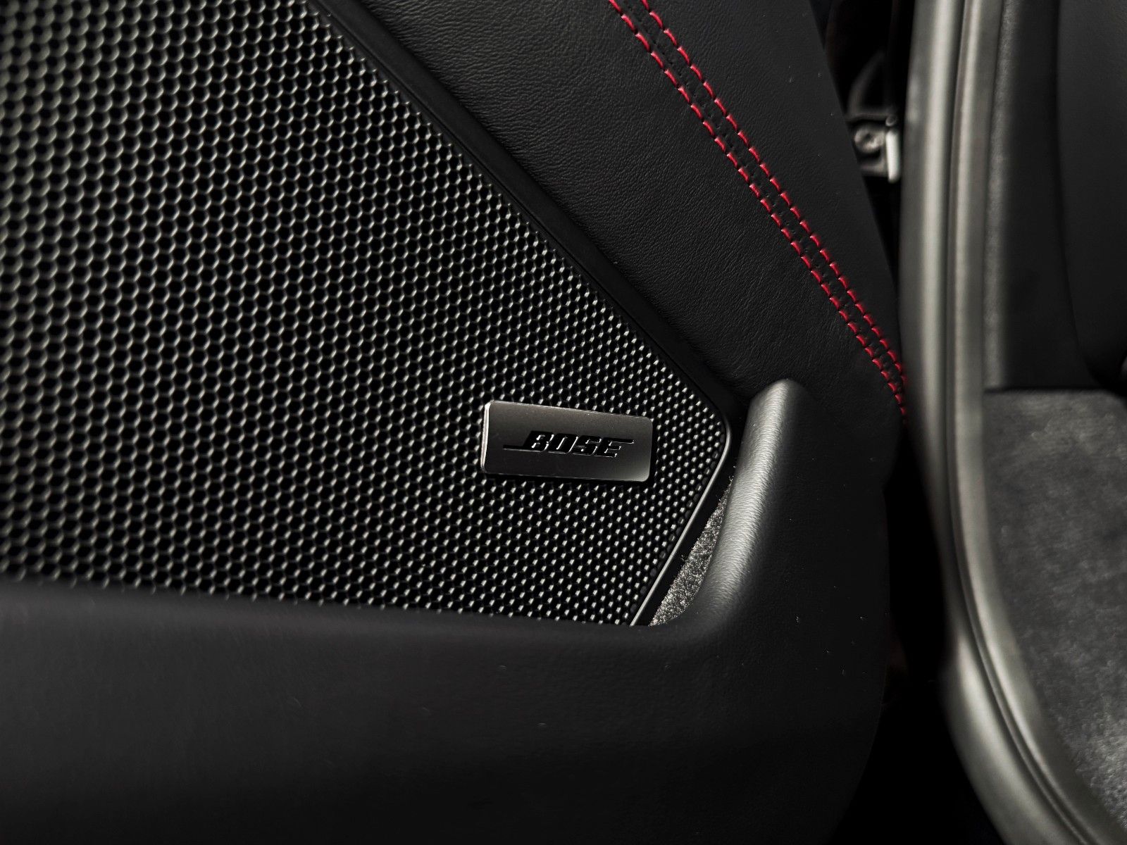 Fahrzeugabbildung Porsche GT3 + 1. Hand + 1.835 km + Lift + Carbon + BOSE