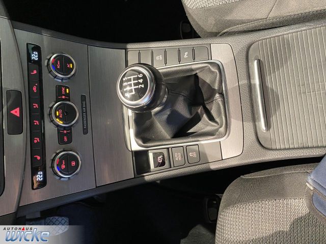 Passat 1.4 TSI Comfortline NAVI KLIMA PDC