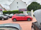 Hyundai i30 AUTOMATIK, PANORAMADACH, ABNEHMBARE AHK, LED - Hyundai i30 mit 3 Türen