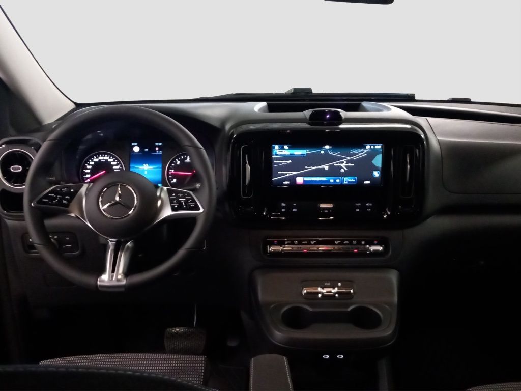 Fahrzeugabbildung Mercedes-Benz Vito Tourer PRO 124 CDI lang AHK*Navi*360*LED