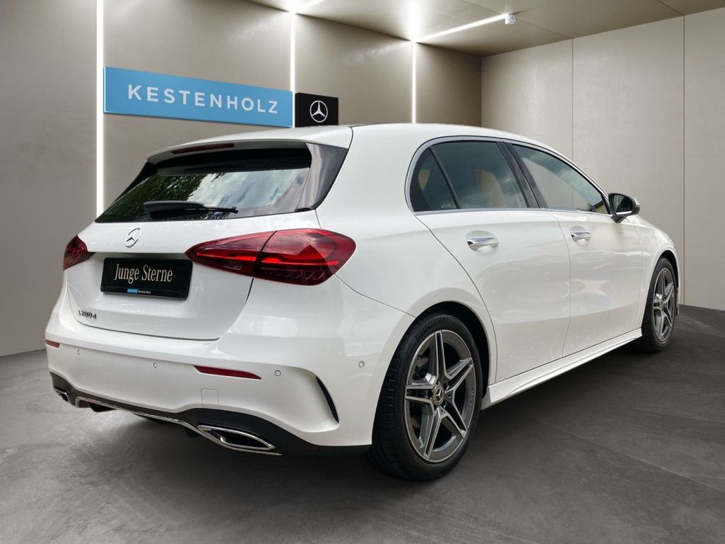 Mercedes-Benz A 200 — fotografia 3