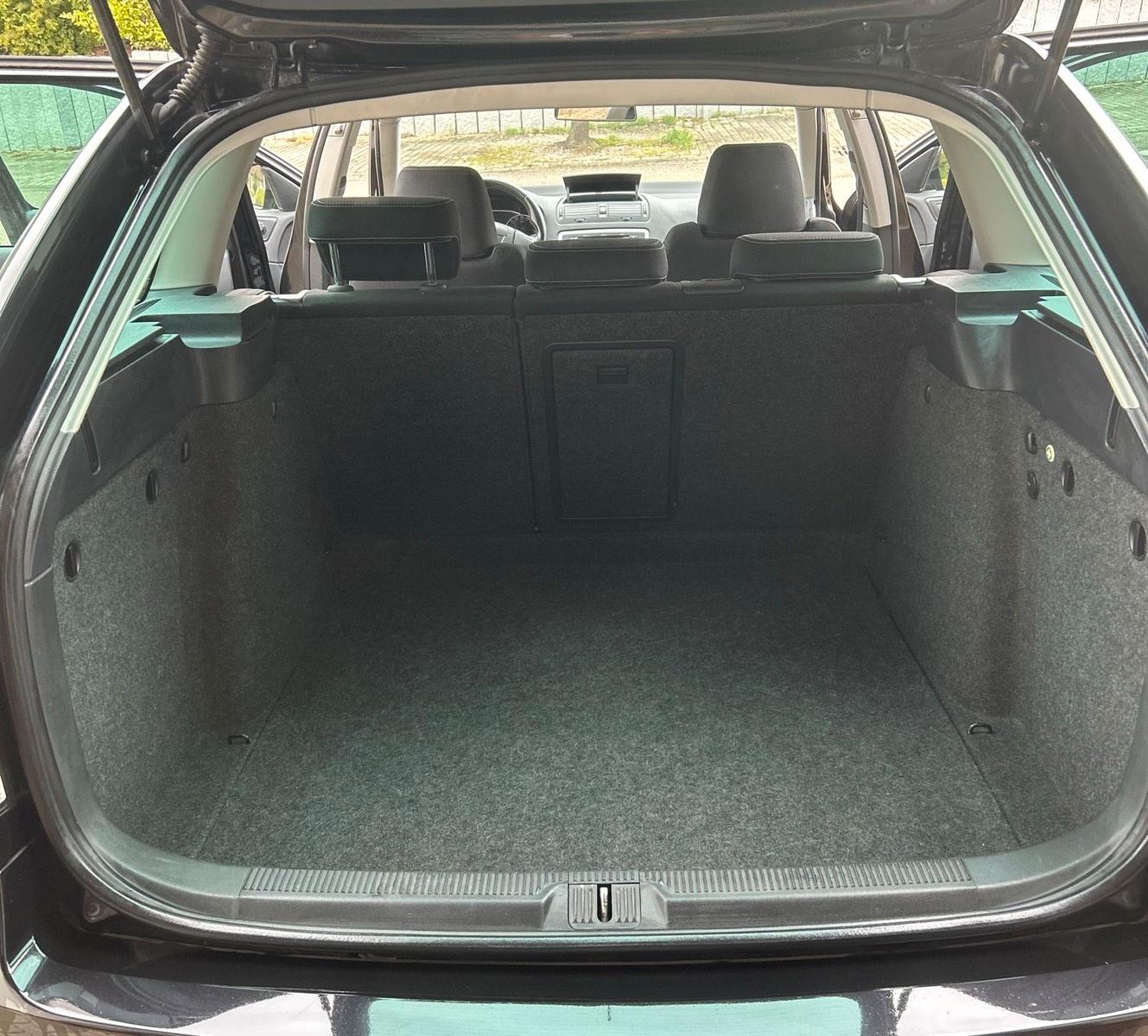 Skoda Octavia 2010 — photo 11