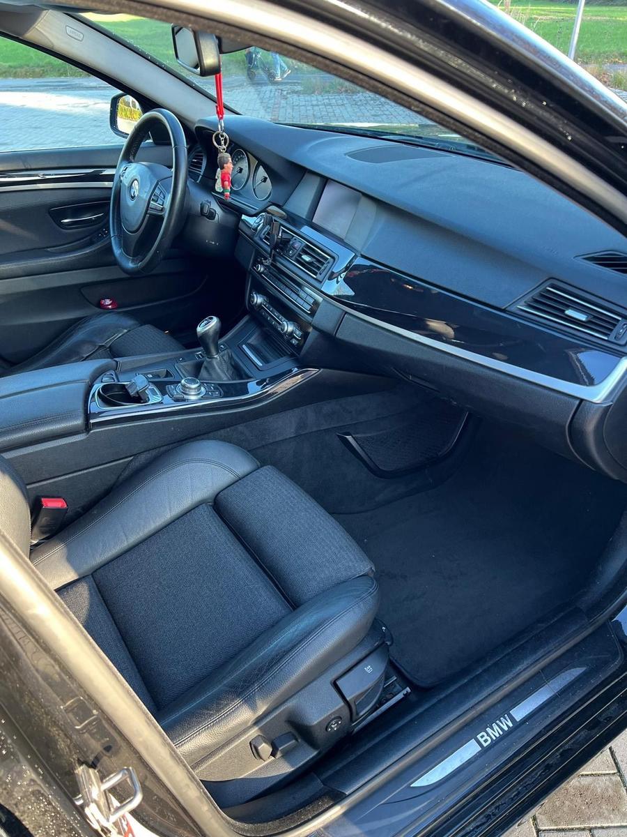 BMW 520 2012 — photo 11