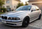 BMW E39 528i Aut. - Top Zustand / Kein Rost - BMW 528 aus 1999: 528i