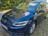 Volkswagen Touran Highline AHK Pano ACC CAM APP Massage - Volkswagen Touran mit Diesel-Antrieb: Limousine