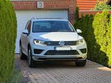 Volkswagen Touareg TDI R-LINE/Standh/AHK/360°/ACC/PANO/VOLL - Volkswagen Touareg: R Line