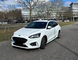 Ford Focus 1,5 EcoBoost 110kW ST-Line Turnier ST-Line - Ford Focus von privat