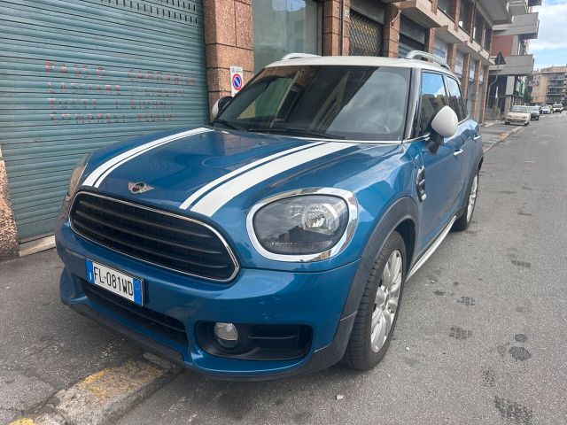 MINI Mini Cooper D Countryman 2.0 Hype