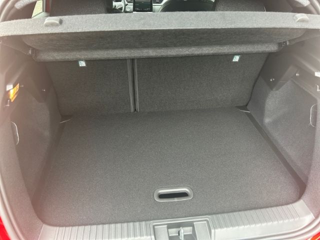 Fahrzeugabbildung Renault Captur Techno Mild Hybrid 160 EDC Winterpaket Di