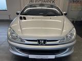 Peugeot 206 Cabriolet CC Quiksilver*Klimaaut./Sportsitze - Peugeot 206: Sp