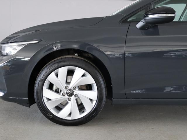 Volkswagen Golf VIII 1.5 eTSI DSG*ACC*AHK*SitzH, миниатюра 5
