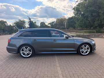 Audi A6 - 4
