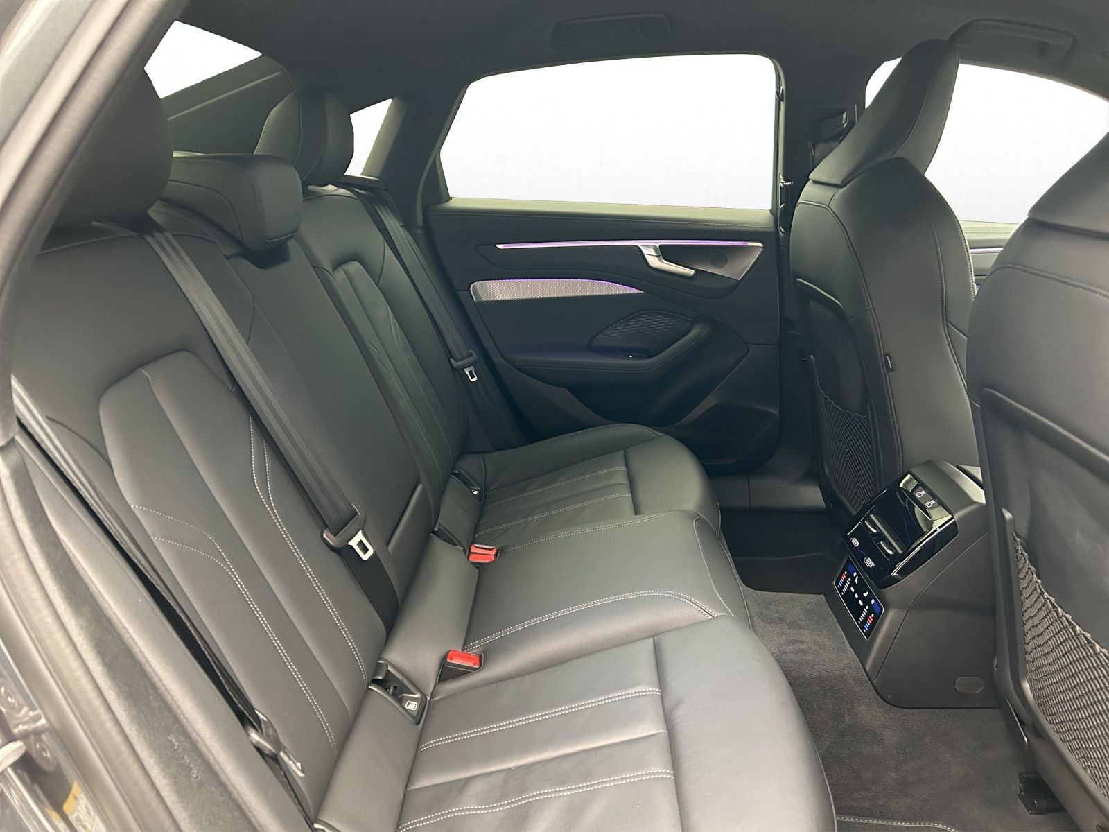 Audi A6 - Bild 16