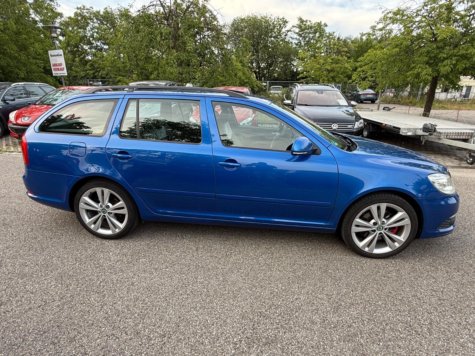 SKODA OCTAVIA - RS - 200 CV - BVM - CARNET ENTRETIEN